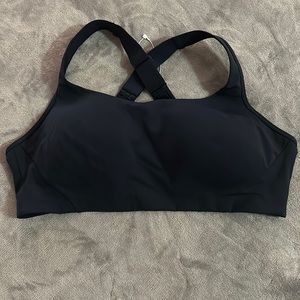 Lululemon all powered up sports bra NWOT 42D